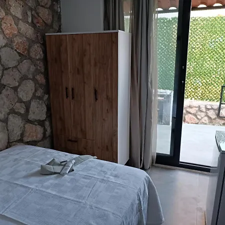 Tas * Kaş